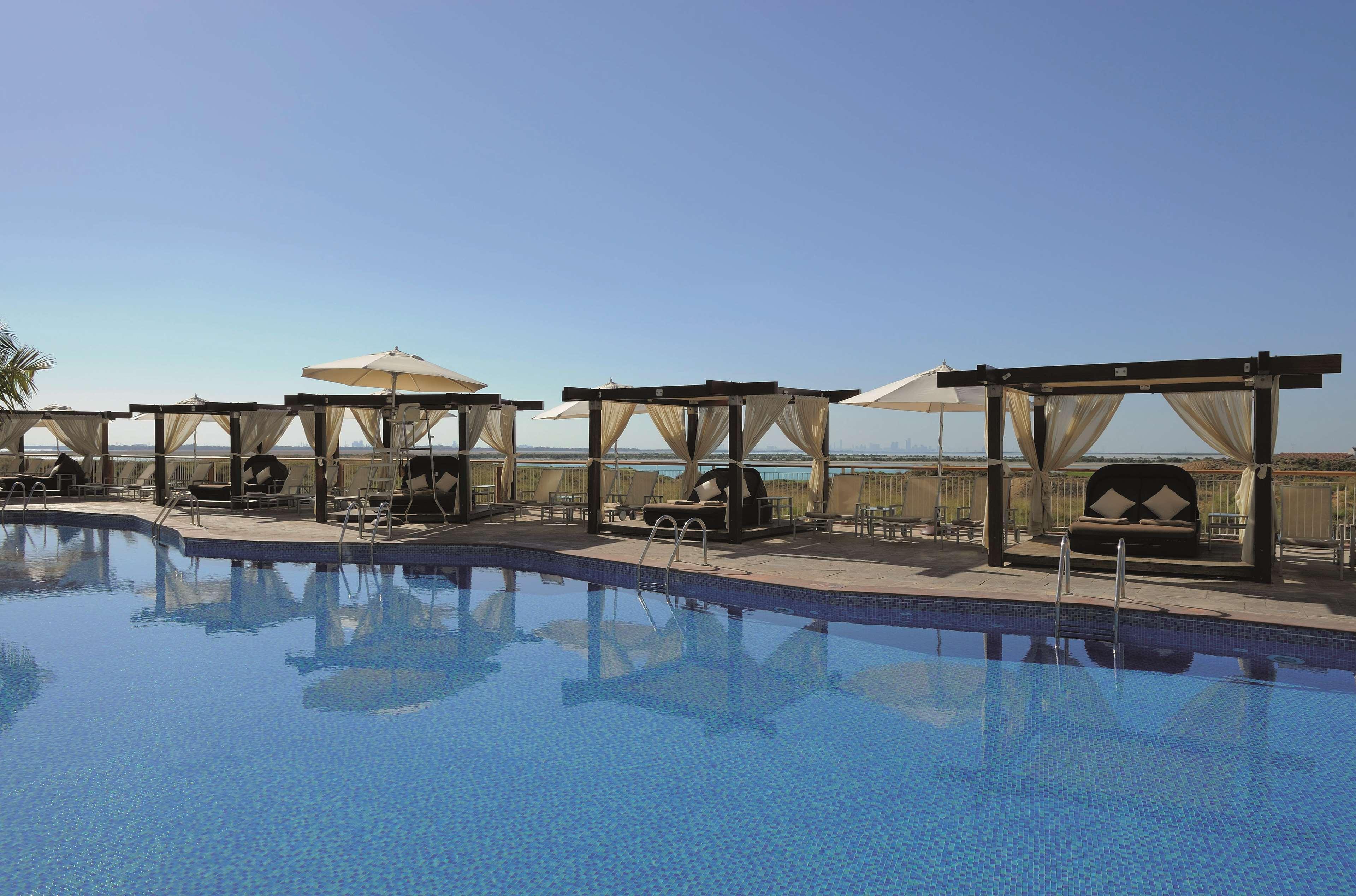 Radisson Blu Hotel, Abu Dhabi Yas Island Ngoại thất bức ảnh