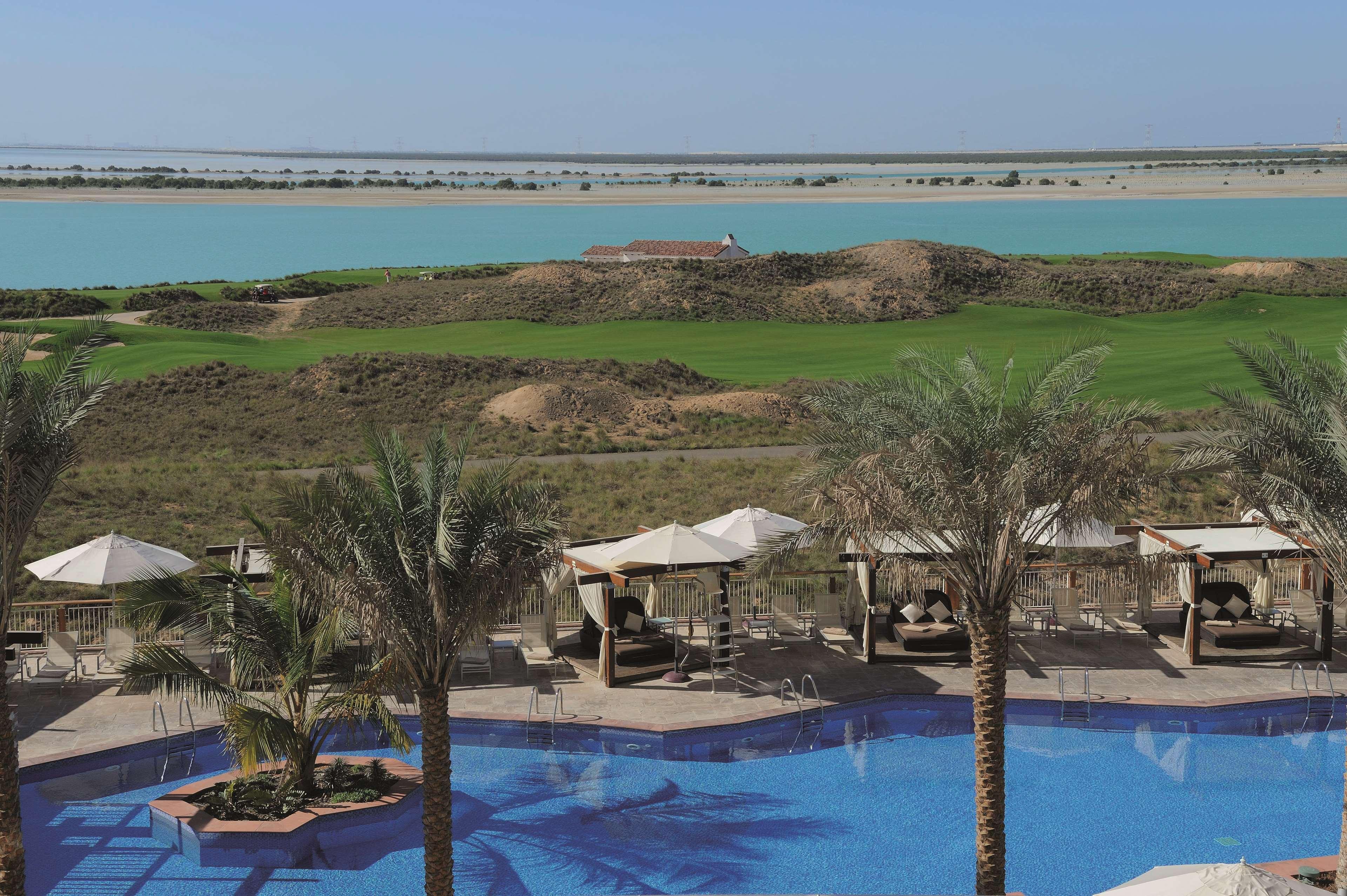 Radisson Blu Hotel, Abu Dhabi Yas Island Ngoại thất bức ảnh